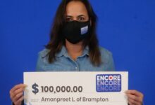 زن برامپتونی برنده جایزه 100000 دلاری