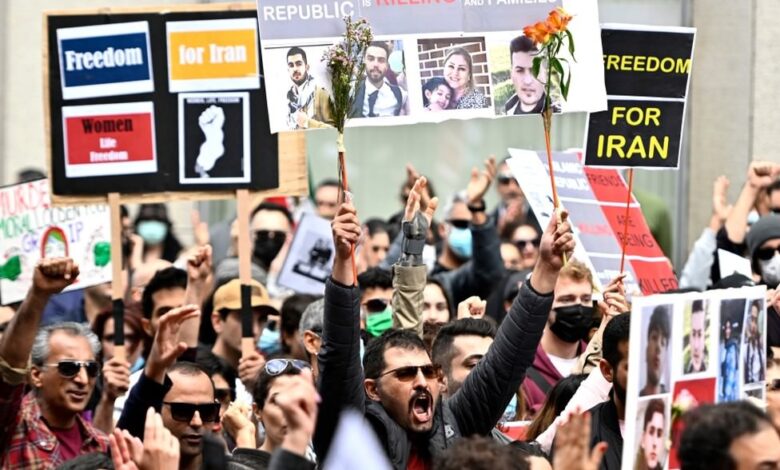 تظاهرات ایرانیان در اتاوا